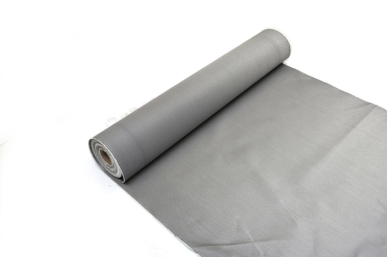 0.65mm 700 Degree Stainless Steel Wire Reinforced Fiberglass Fabric For Fireproof Curtain
