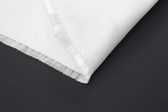 Style 1165 Fiberglass Cloth 3.7 Oz Tight Weave For Glass A Surfboard